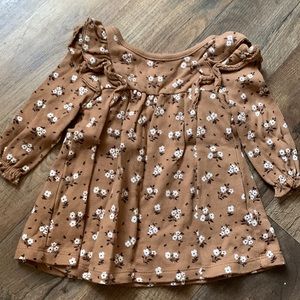 Quincy Mae!! Dark floral dress! Adorable for this summer!!